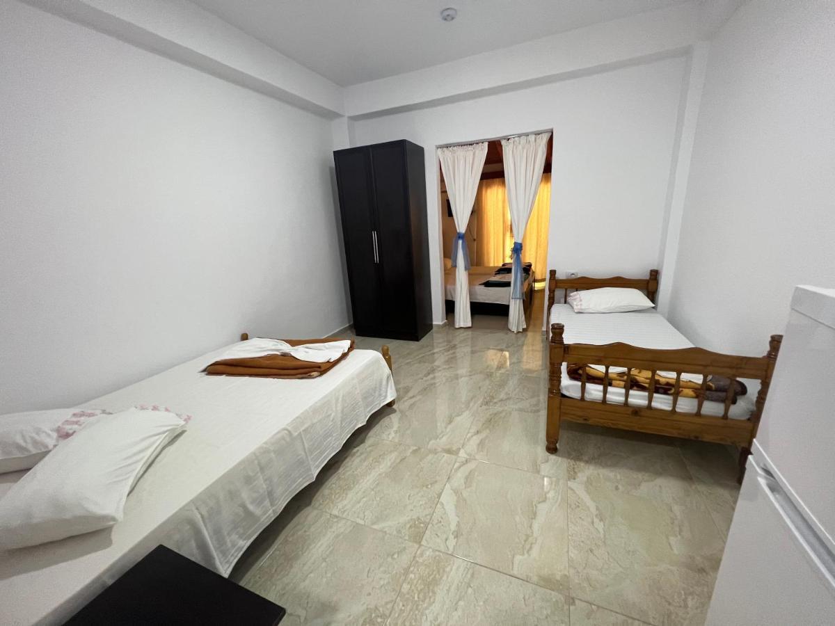 Hotel Jonufra Vlorë Exteriér fotografie